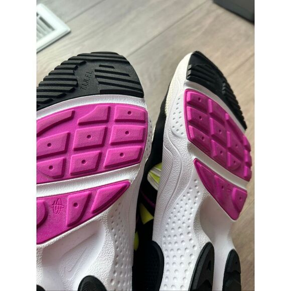 Nike Air Huarache Edge TXT Magenta Yellow Size 9.5 - excellent condition